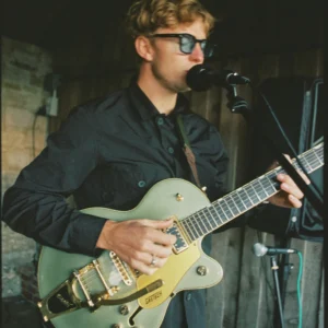 Live music from Dan Tolman in the Parnham Restaurant