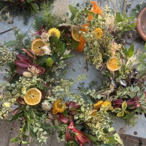 FESTIVE WREATH MAKING